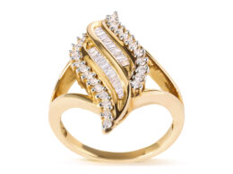 10K Yellow Gold 1/2 Cttw Round and Baguette Cut Diamond Cocktail Ring (H-I Color, I1-I2 Clarity)