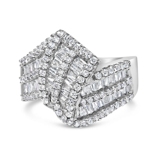 14K White Gold 1-1/2 Cttw Round and Baguette Diamond Bypass Cocktail Ring Band (H-I Color, SI1-SI2 Clarity) - Size 7