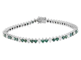 14K White Gold Round-Cut white and Blue Diamond Fashion Bracelet (5.40 cttw, H-I Color, I1-I2 Clarity)