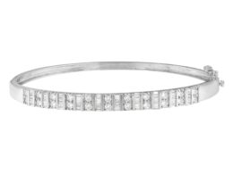 14K White Gold Baguette and Round-Cut Diamonds Bangle (1.20 cttw, H-I Color, I1-I2 Clarity)