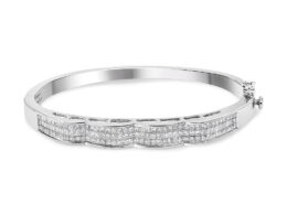 14K White Gold 3 1/3 Cttw Invisible Set Princess-Cut Diamond Wave Bangle Bracelet (H-I Color, SI1-SI2 Clarity) - Size 7"