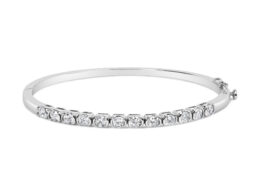 14K White Gold 1 7/8 Cttw Semi Bezel Set Diamond Floral Cluster Bangle Bracelet (H-I Color, SI1-SI2 Clarity) - Fits wrists up to 7.25" Inches