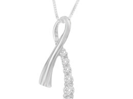 14K White Gold Princess Cut Diamond Ribbon Loop Pendant Necklace (0.25 cttw, H-I Color, I2-I3 Clarity)
