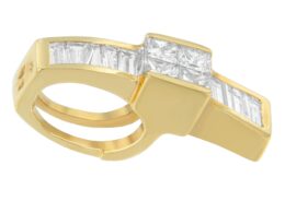 14K Yellow Gold 1 1/10 cttw Baguette and Princess Cut Overlapping Diamond Drop Pendant Necklace (H-I, SI1-SI2)