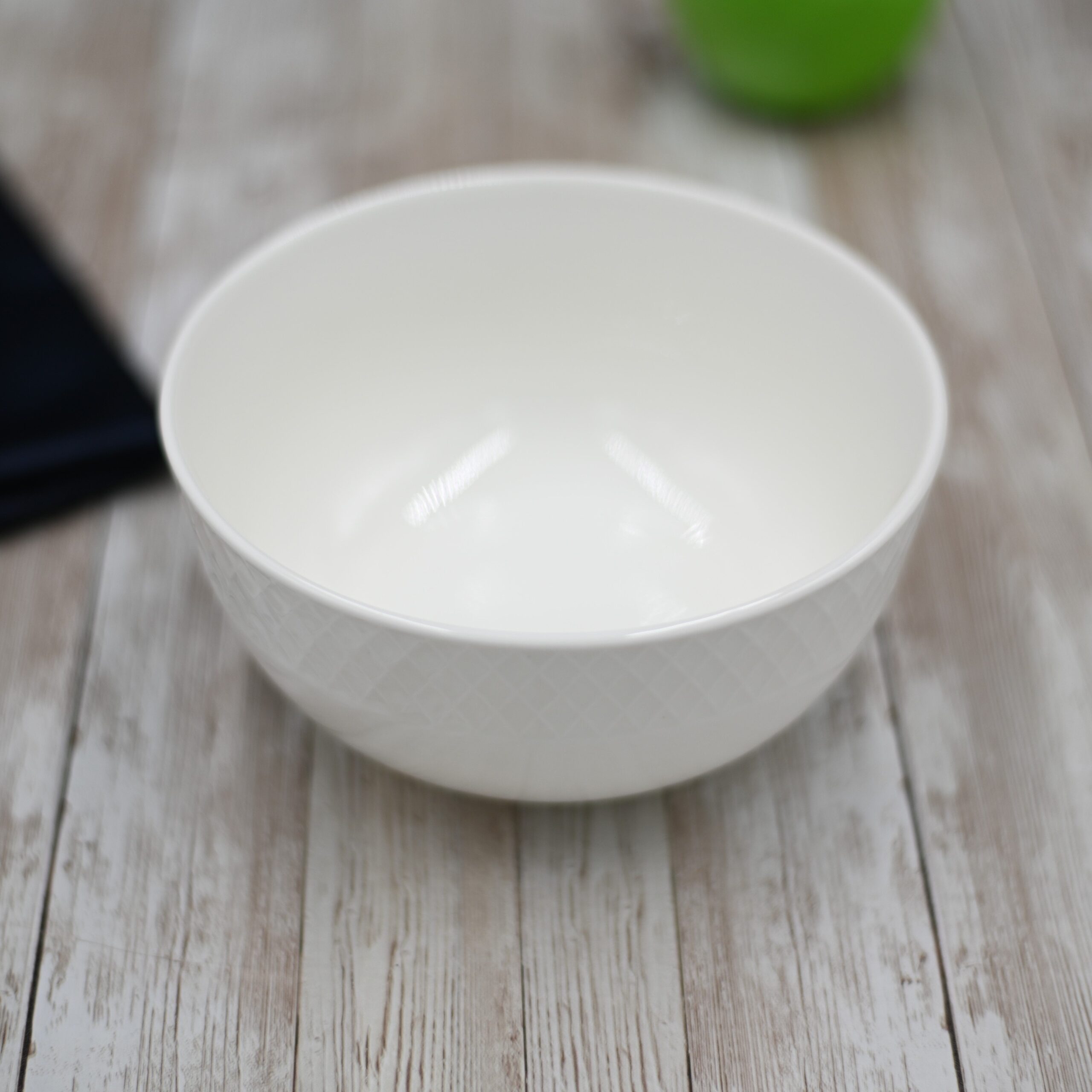 White Bowl 6.5" inch | 16 Cm 31 Fl Oz | 930 Ml - Image 3