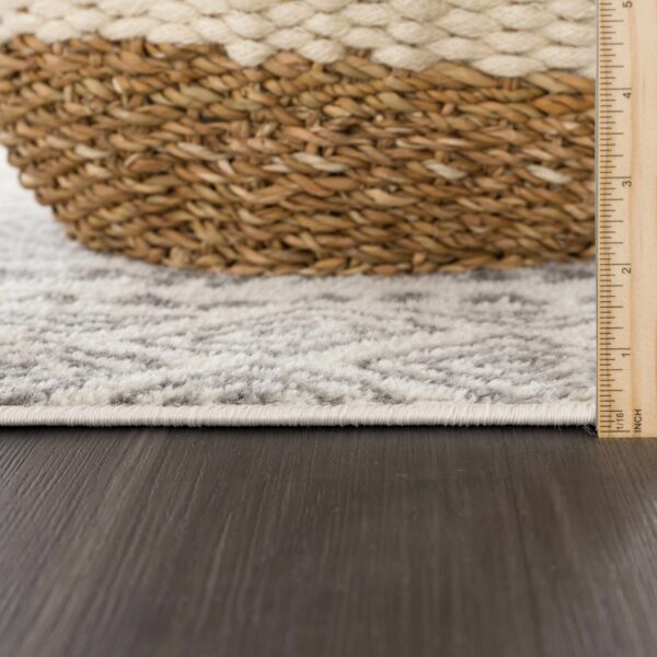 Marash KMRSH-4611 Area Rug - Clearance - Image 3