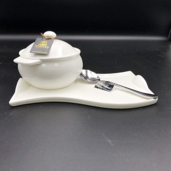 Individual Baking Pot With A Soup Spoon And Curved Serving Dish Set For 1 - Image 2