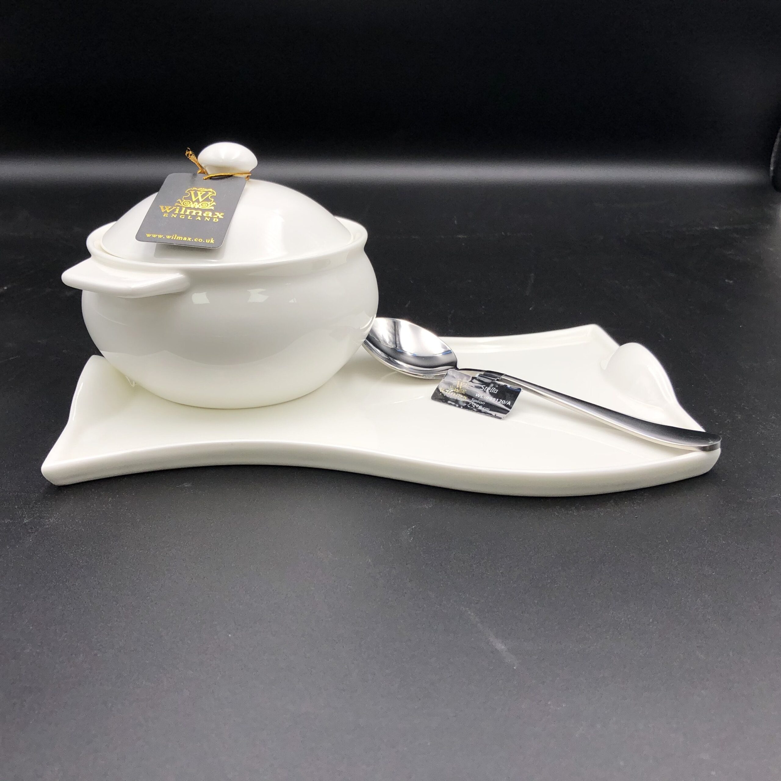 Individual Baking Pot With A Soup Spoon And Curved Serving Dish Set For 1 - Image 2