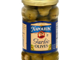 Napoleon Garlic Stuffed Olives (12x6.5Oz)