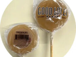 Cinnamon Roll Lollipop