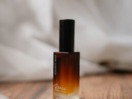 Renew Facial Serum – Hydrating Vitamin C + Hyaluronic Acid Skincare