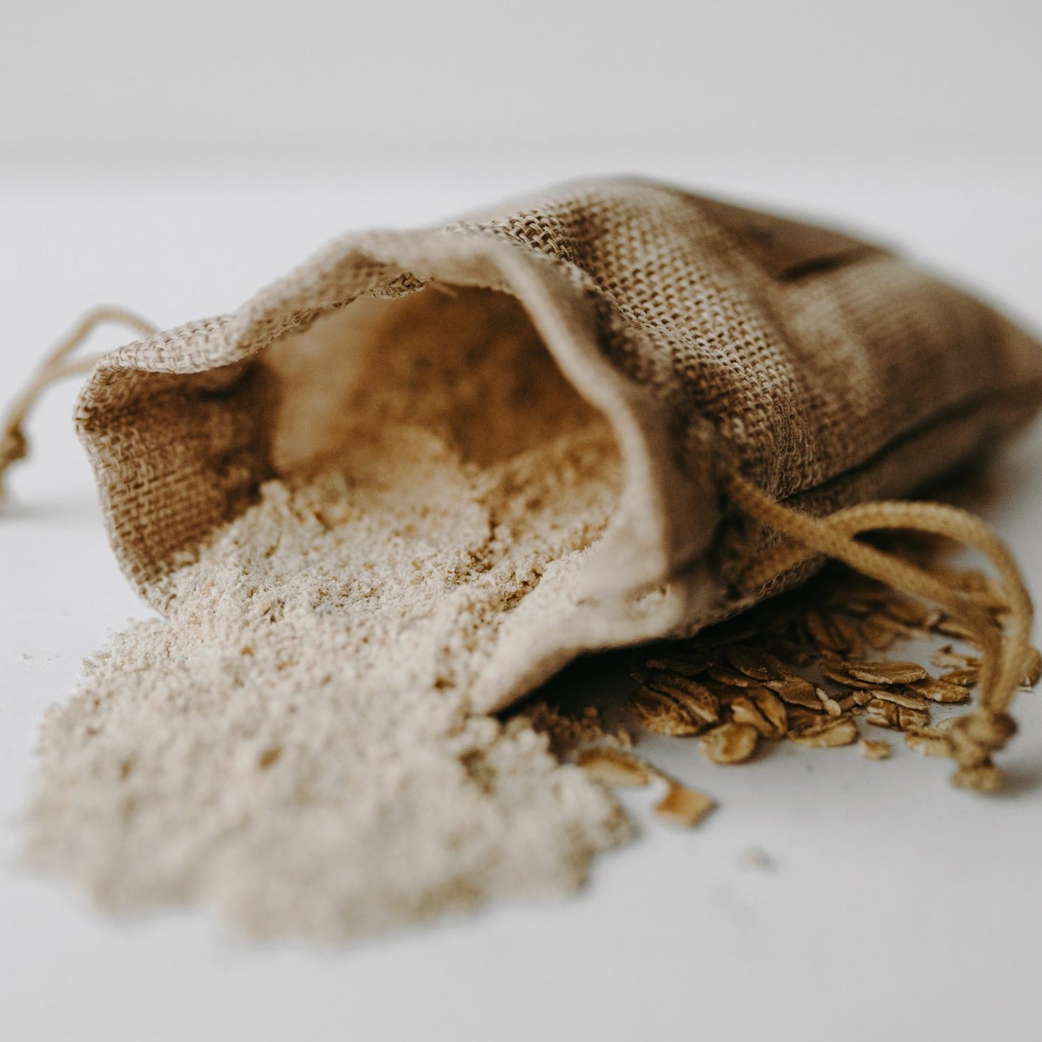 Herbal Oatmeal Bath Soak - Image 2
