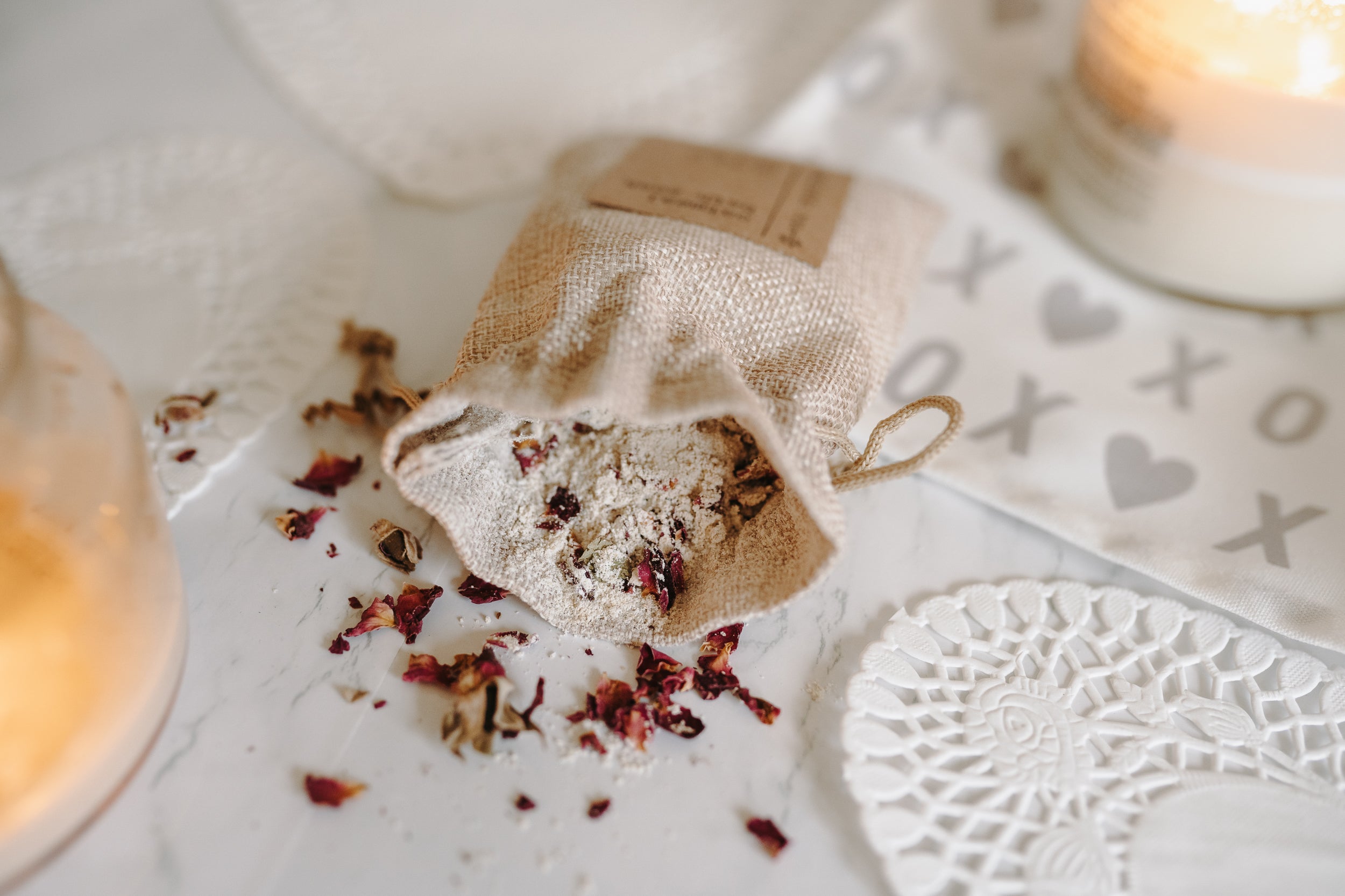 Gift Set- Shower Spray, Relax Roller, Oatmeal Soak & Rose Bath Salt - Image 3