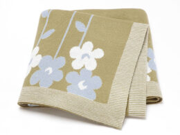Knitted Beautiful Flower Soft Baby Blanket, Perfect For Newborn Boys And Girls