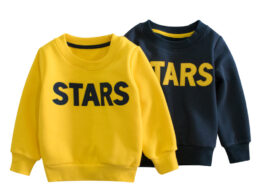 Boys Letter Print Round Collar Sweatshirt