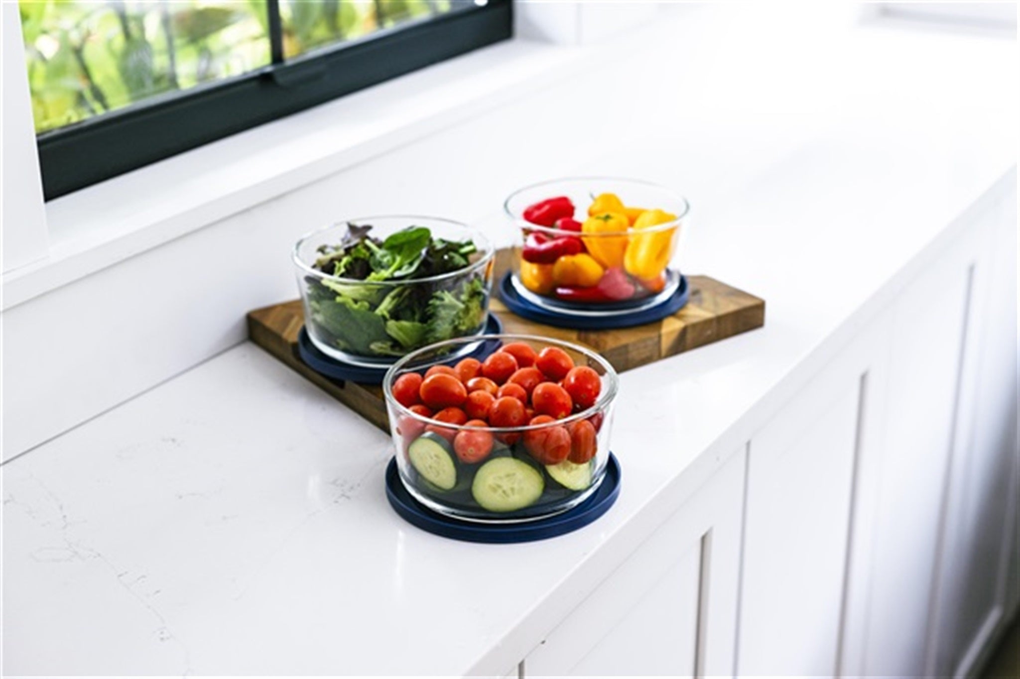 12 Piece (4 Cup / 32oz) Round Glass Food Storage Container Set (6 Containers + 6 Lids) with Bonus Lids - Image 3