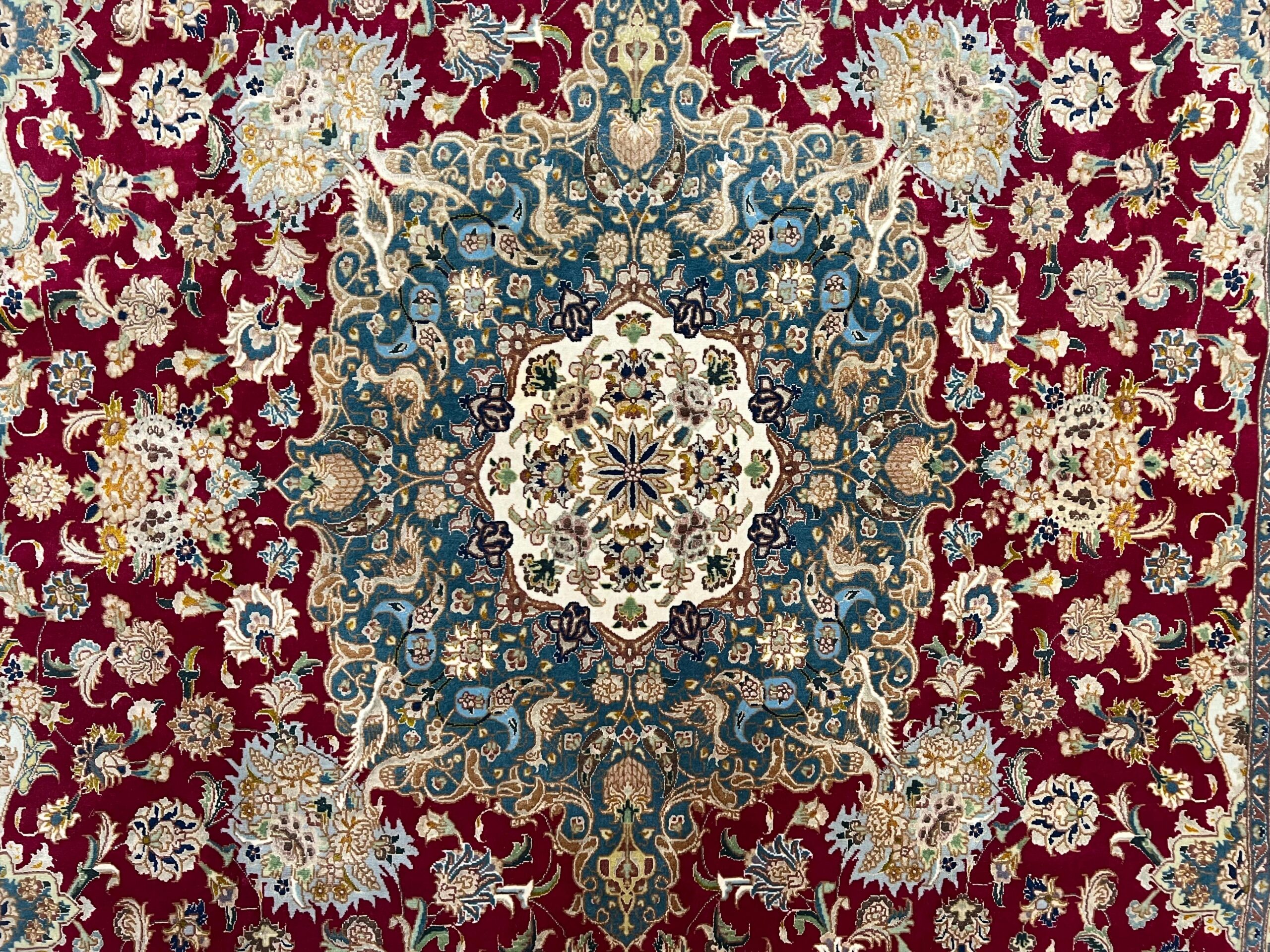 Stunning Persian Tabriz Rug 5x7, Signed by Masterweaver, Maroon, Floral Medallion, Ultra Fine 70 Raj 625 KPSI, Kork Wool Silk Foundation, Handmade - Image 4