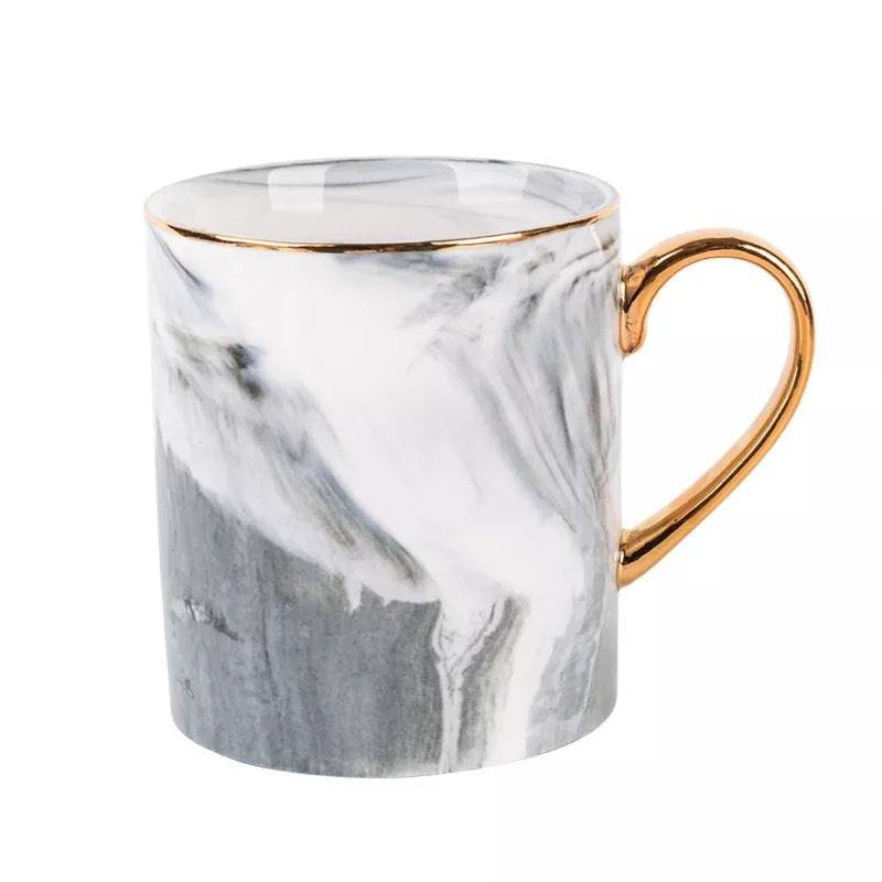 Creative Ceramic Mug With Marble Pattern And Gold Handle - Image 4