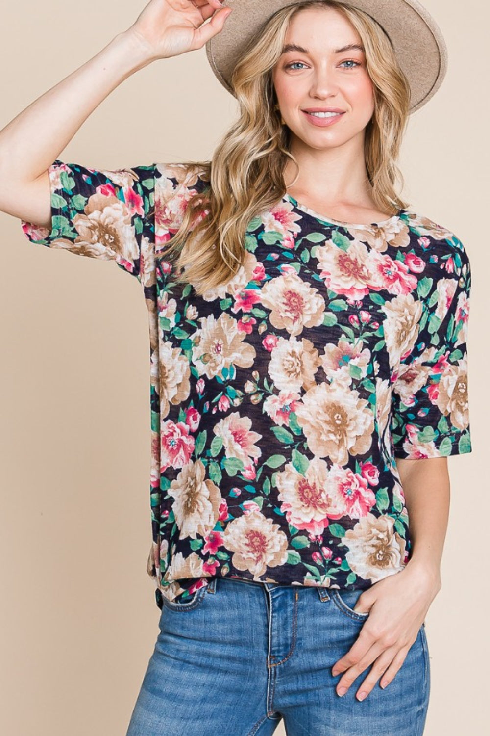BOMBOM Floral Round Neck T-Shirt - Image 4