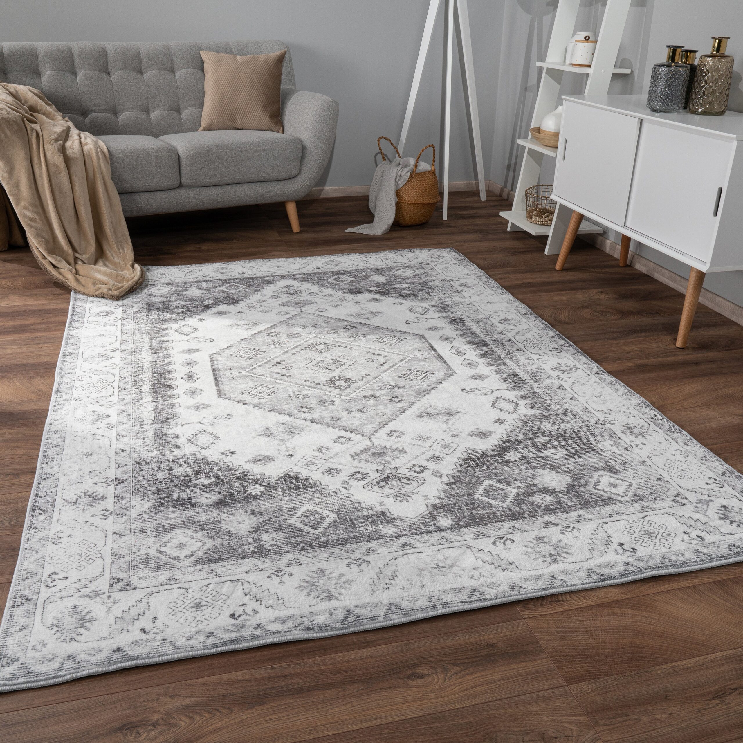Modern Area Rug Cambridge with Vintage Faded Look - Image 10