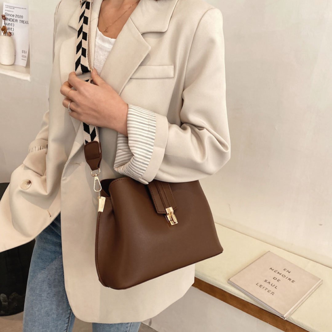 Checkered Shoulder Bag - Image 4