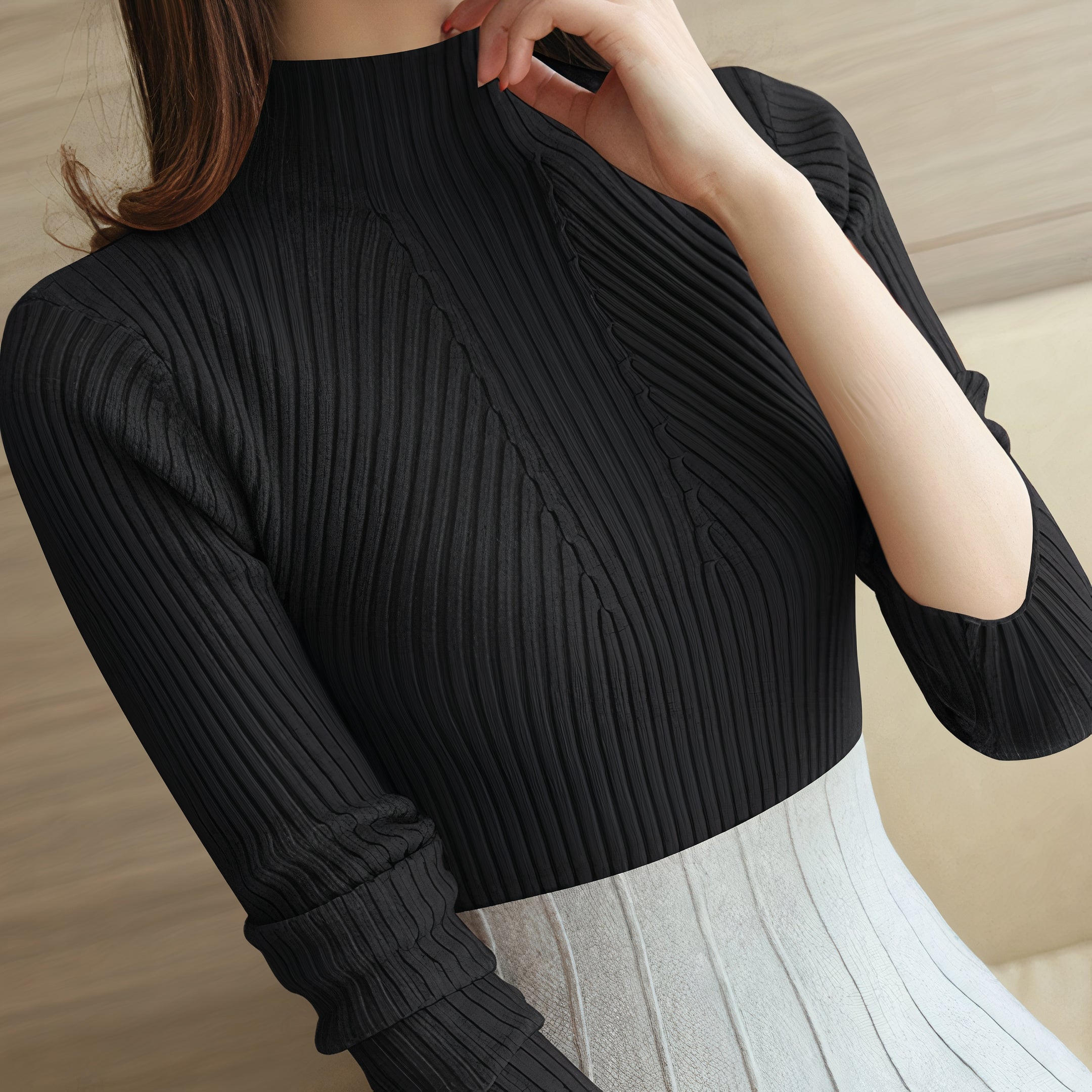 Liz Fitted Pullover - Image 14
