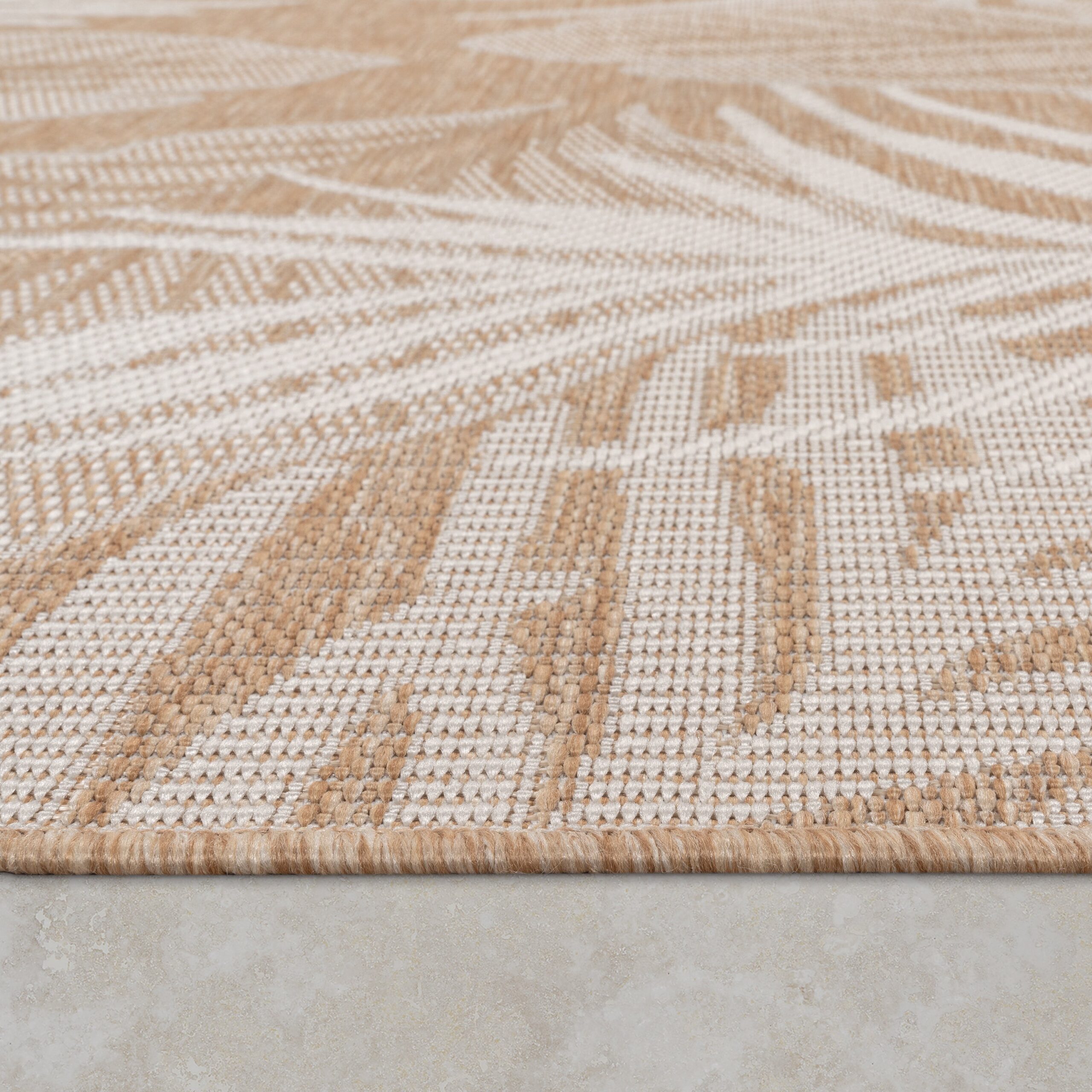 Indoor & Outdoor Rug Captera with Leaves Design - Image 3