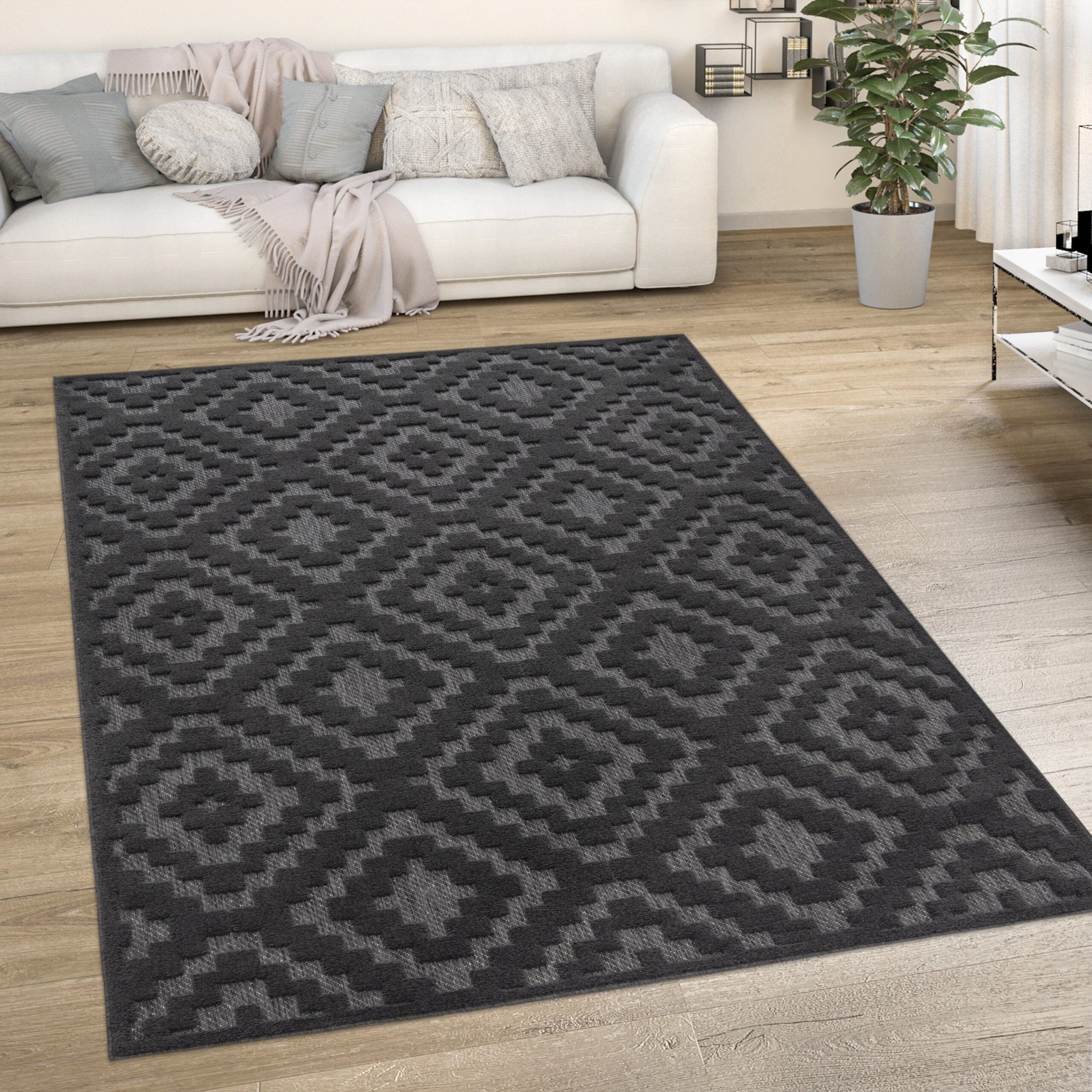Indoor Outdoor Rug Livorno Trellis High-Low Pattern In Anthracite - Image 5