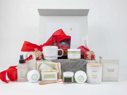 Christmas Love Gift Basket, Galentine’s Day for celebrating friendship - Gift Set Box - show your Friend some LOVE